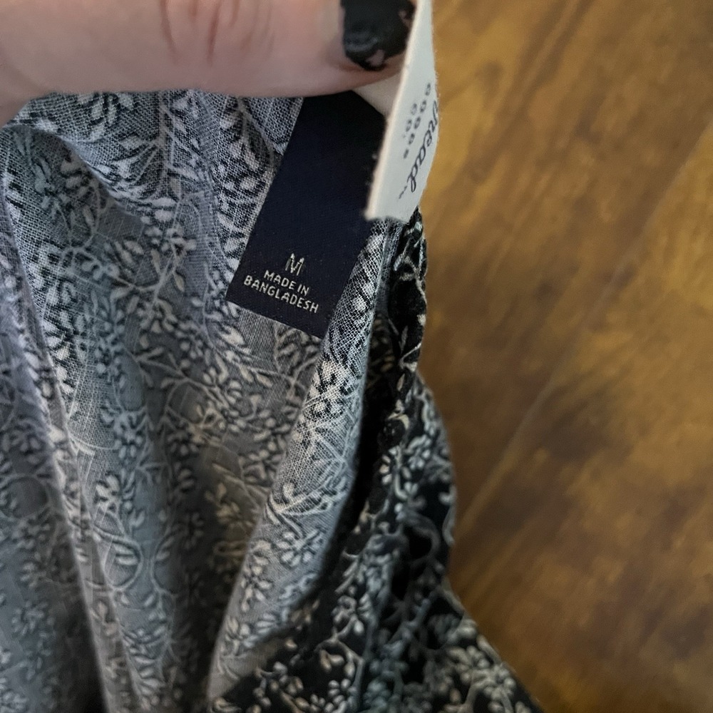 Universal Thread sz L Bell Elbow Sleeve Mini Dress Black Floral V-neck Sz Medium - Picture 10 of 11